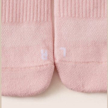 Mid-calf Women‘s Yoga Socks  (6 pairs）