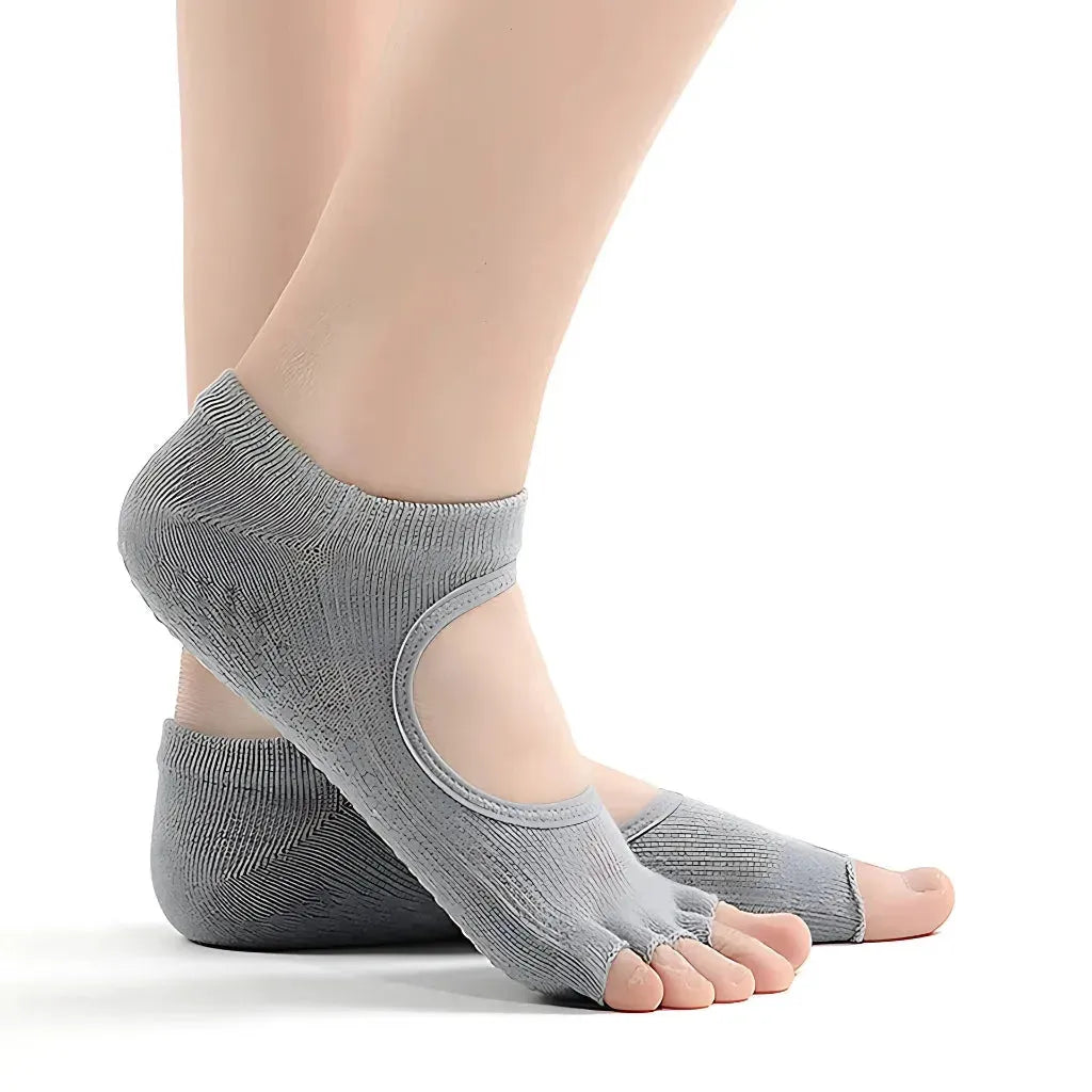Breathable Grippy Yoga Socks For Better Balance