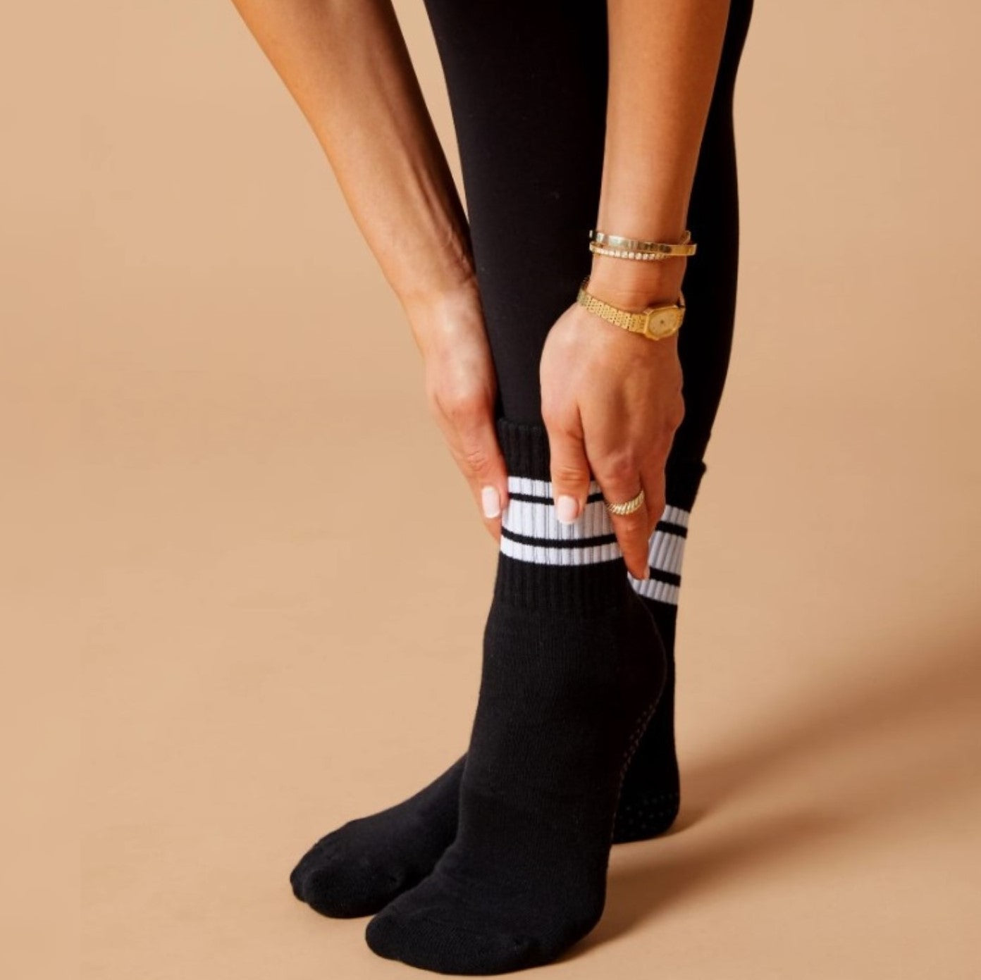 Retro Crew - Grip Socks - (Barre / Pilates)