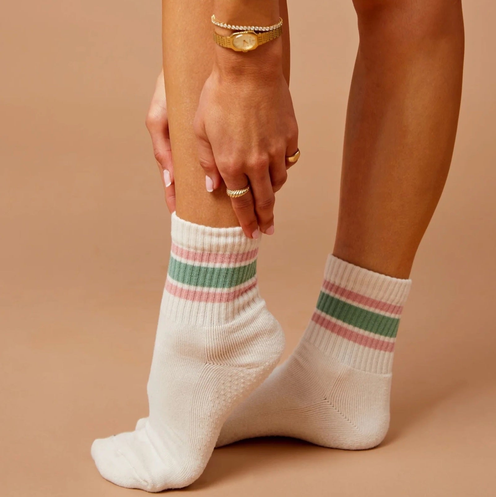 Retro Crew - Grip Socks - (Barre / Pilates)