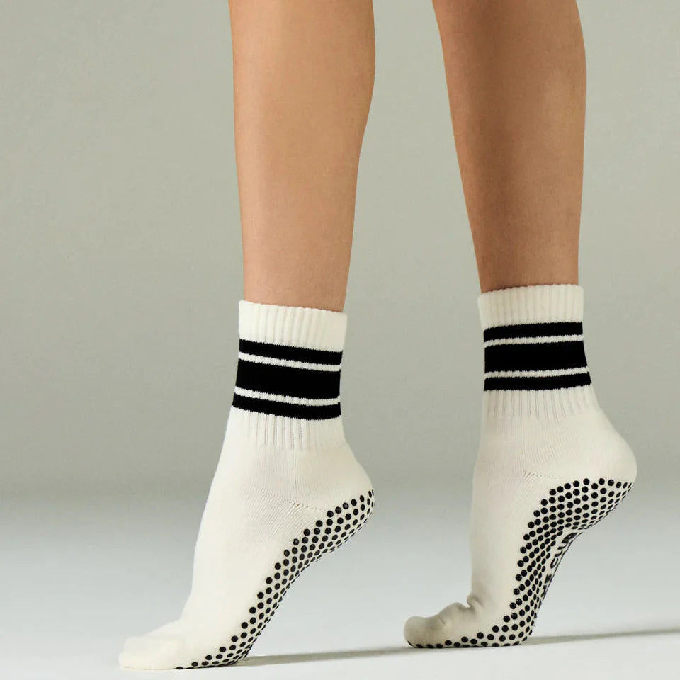 Retro Crew - Grip Socks - (Barre / Pilates)