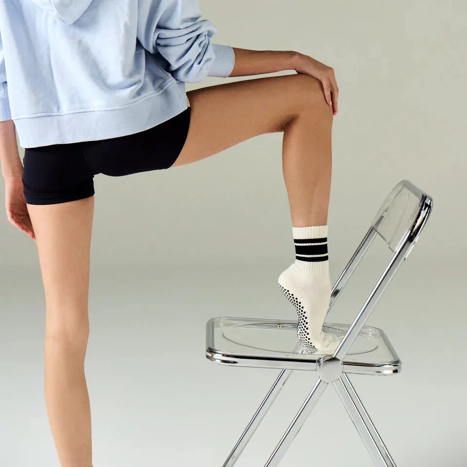 Retro Crew - Grip Socks - (Barre / Pilates)