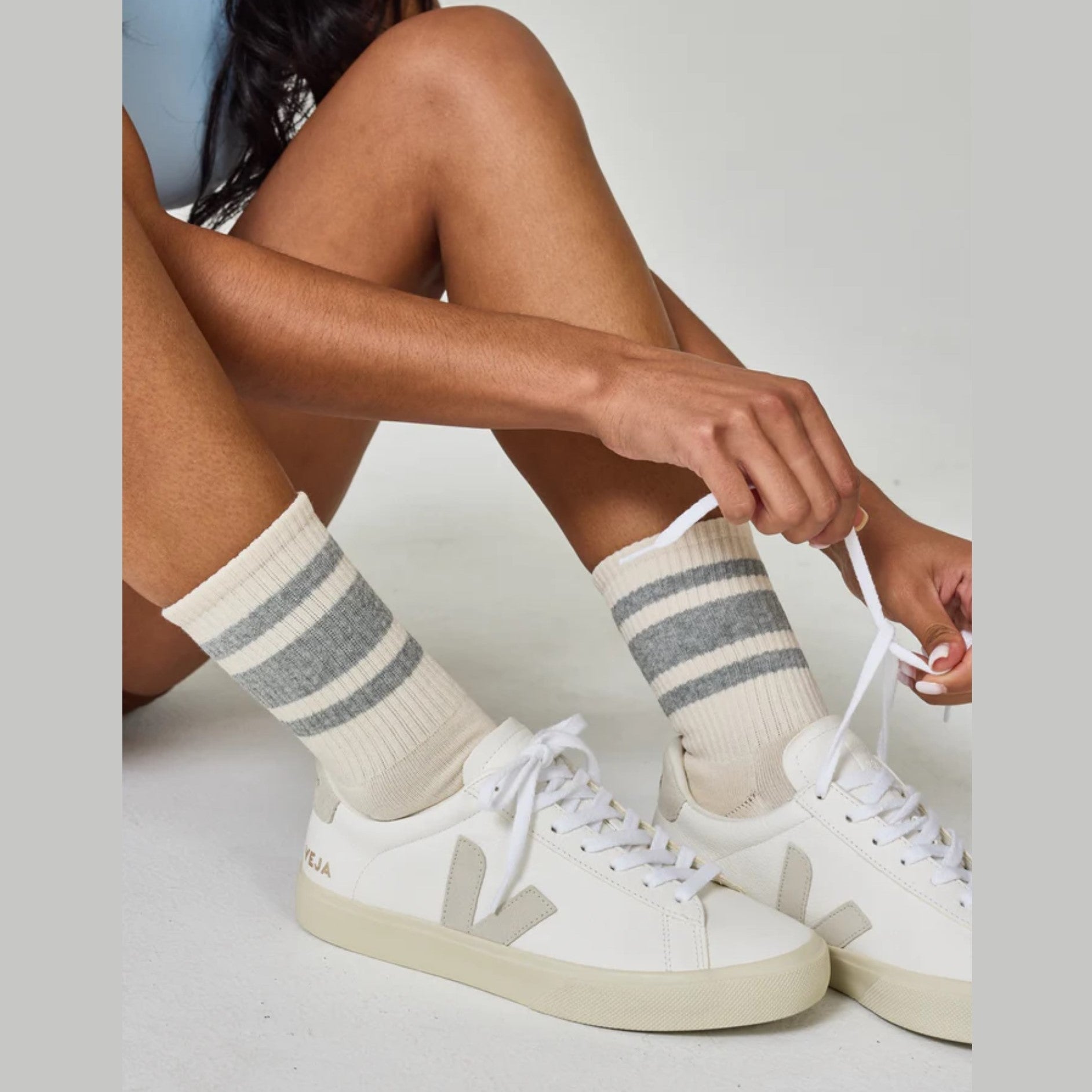 Everyday Retro Crew Socks - Grey (No Grip)