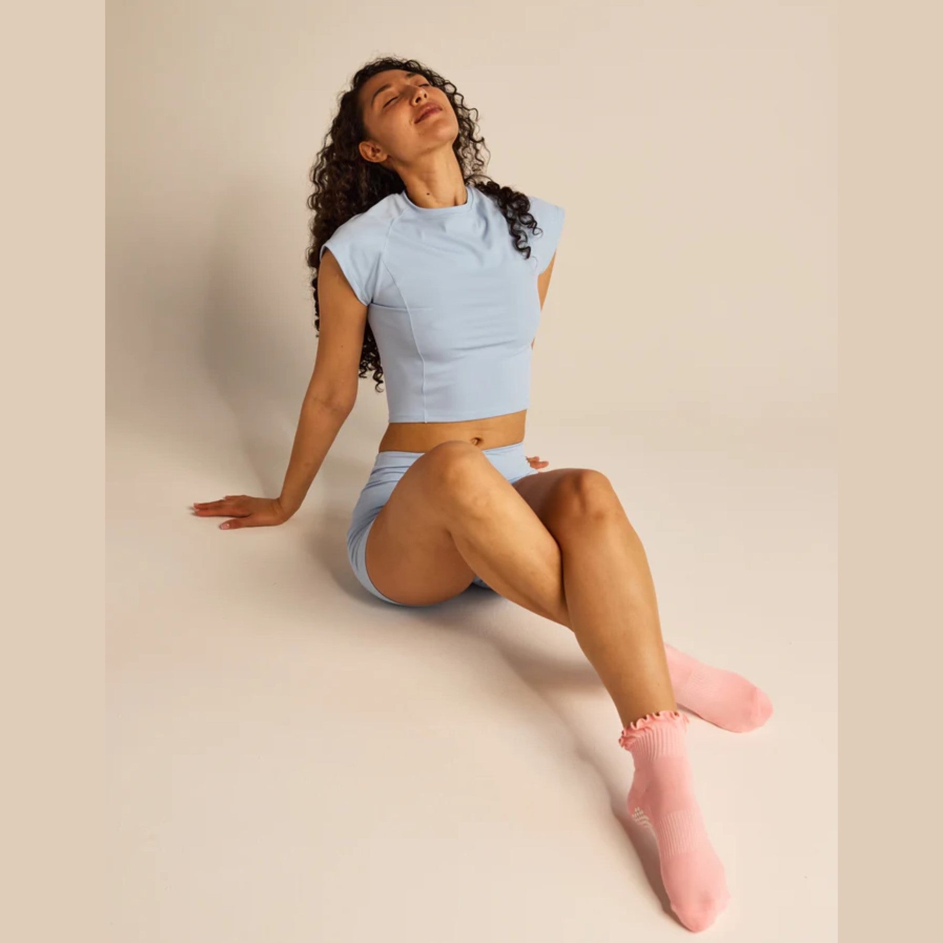 The Ruffle Grip Sock (Barre/Pilates)