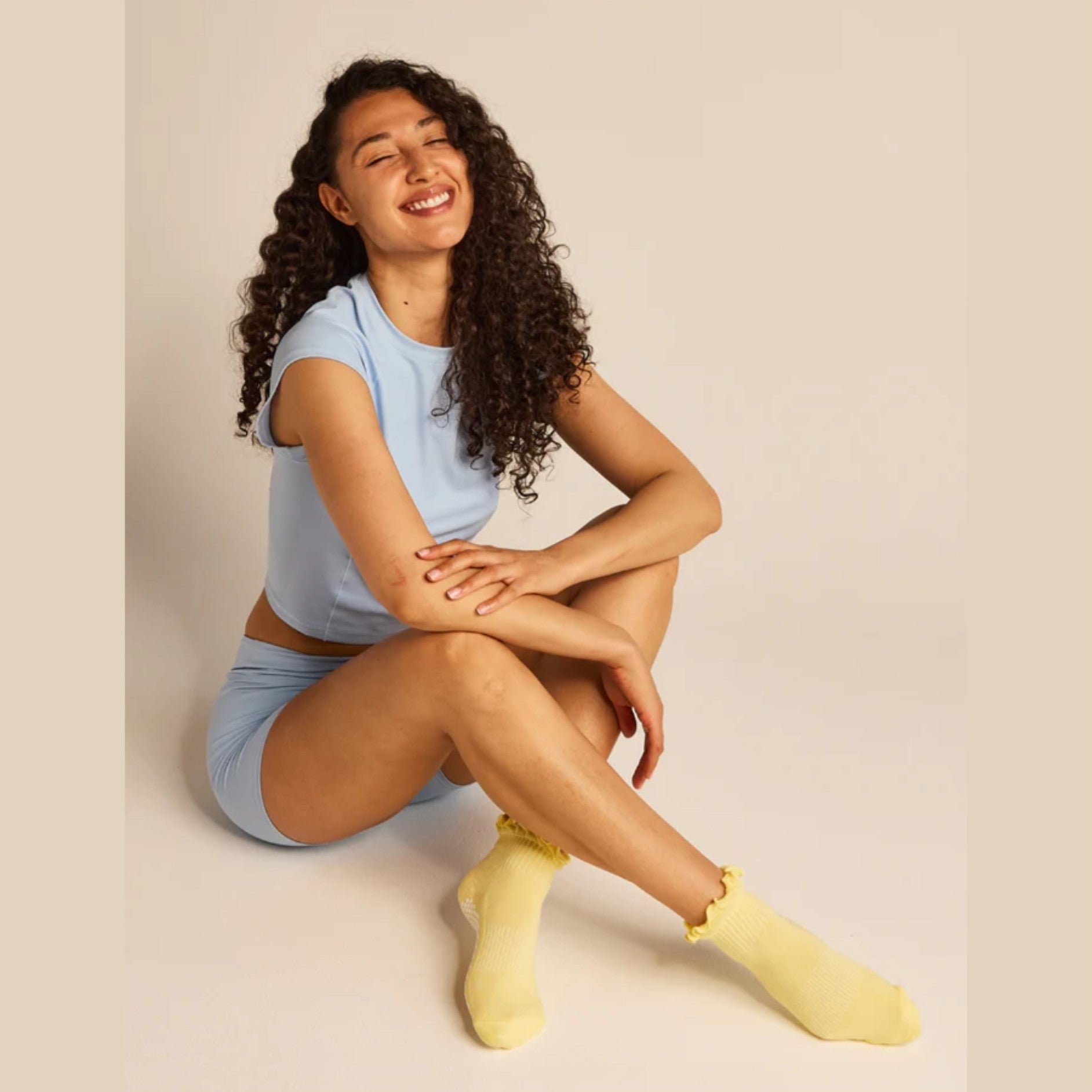 The Ruffle Grip Sock (Barre/Pilates)