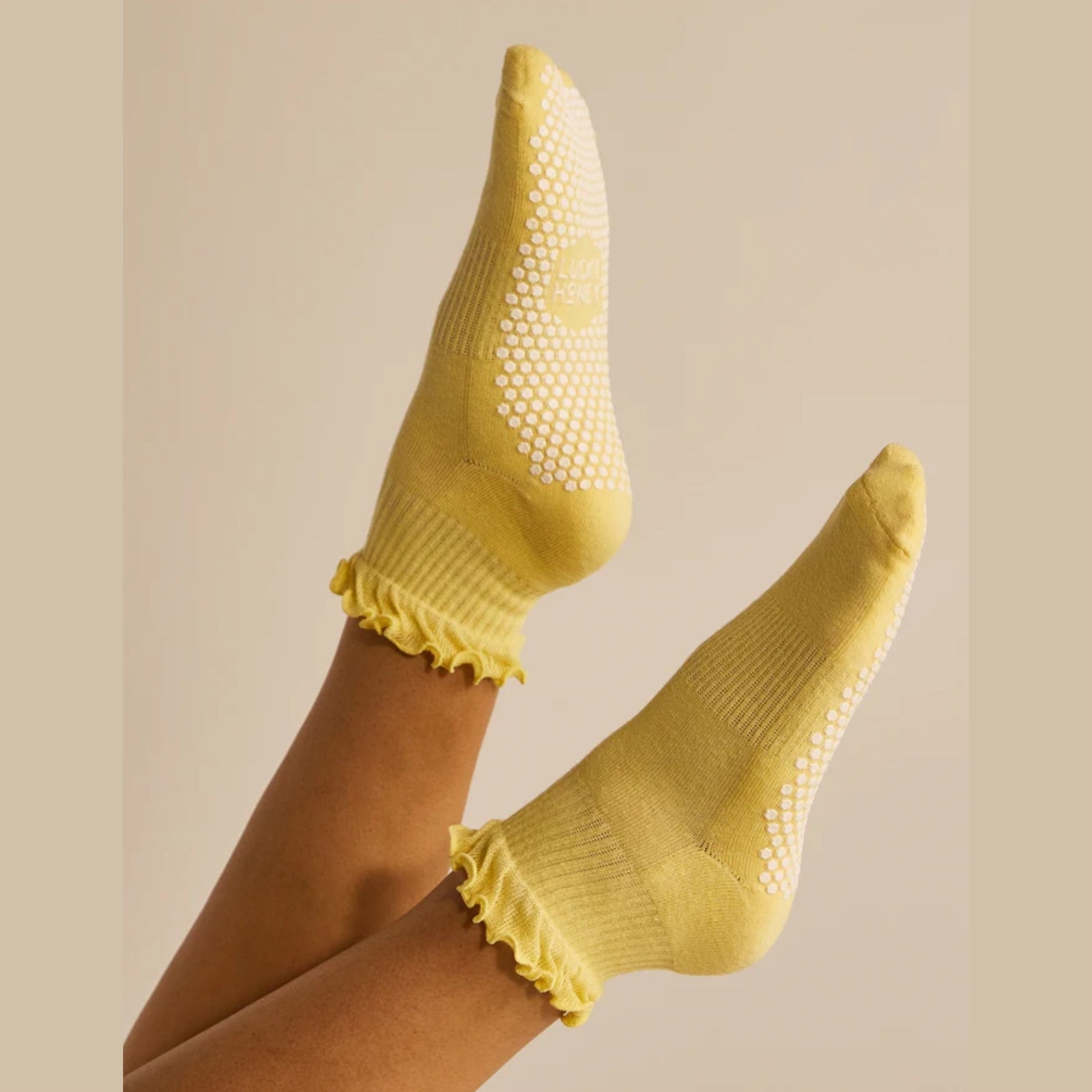 The Ruffle Grip Sock (Barre/Pilates)