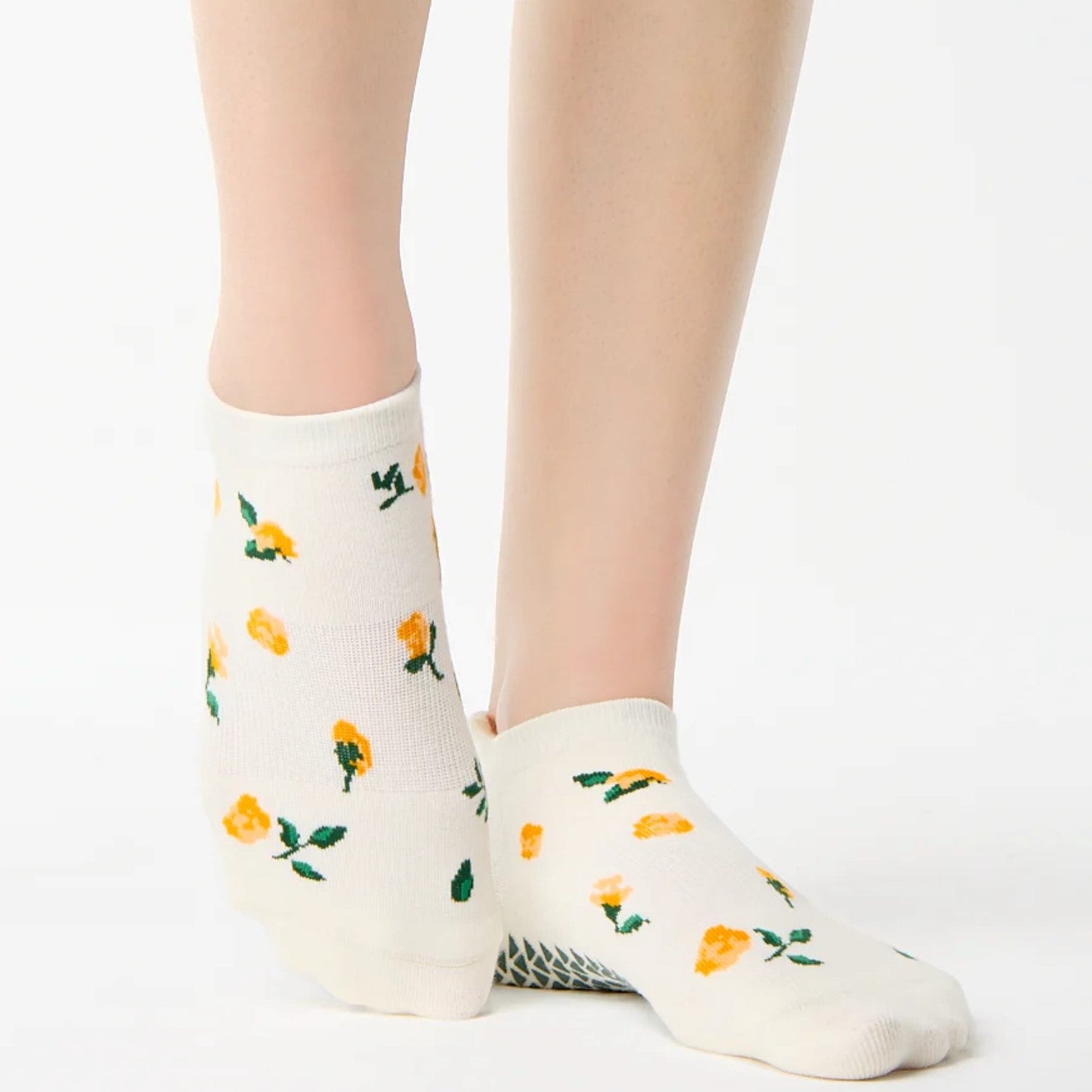 Betsy Grip Socks - Barre/Pilates
