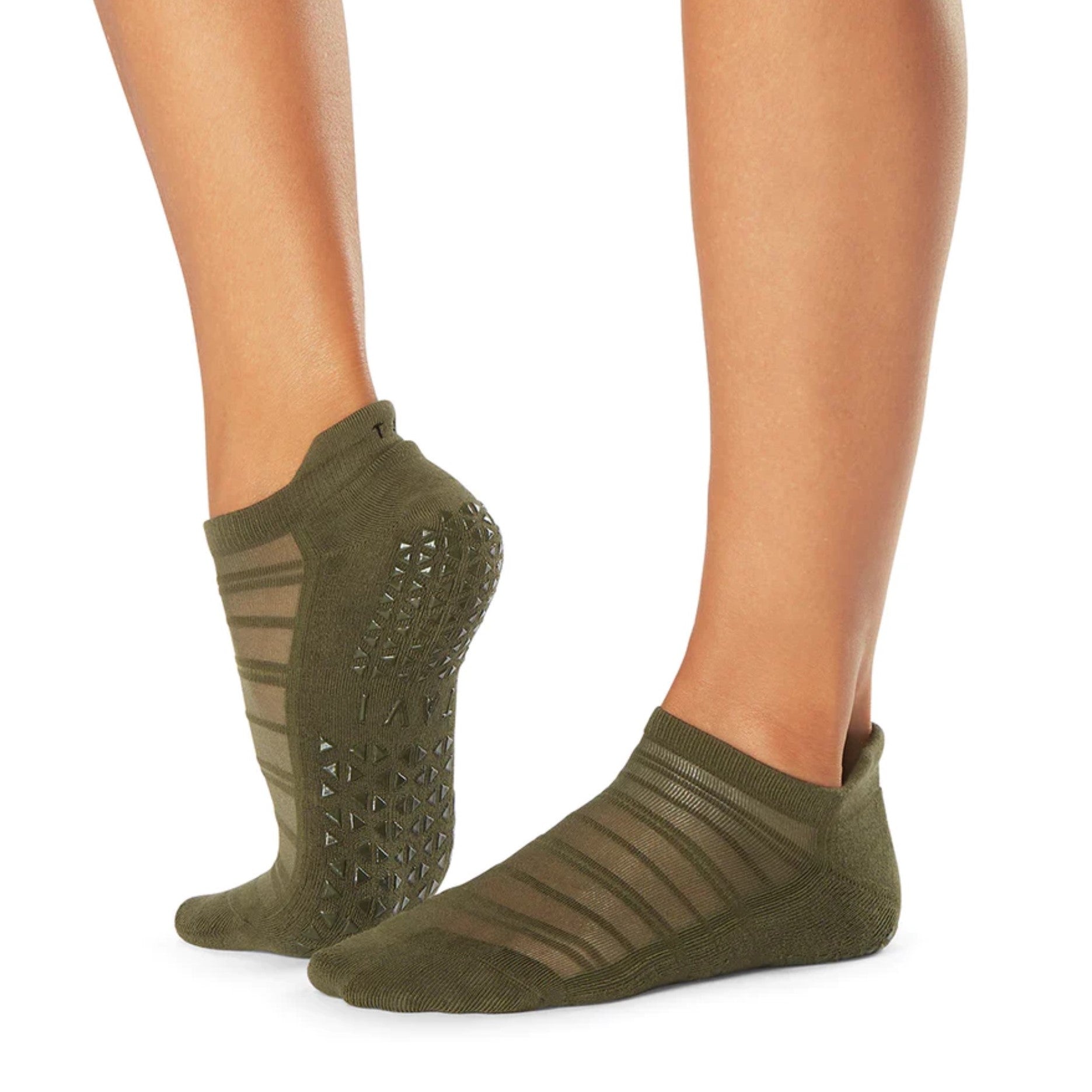 Savvy Breeze Grip Socks (Pilates / Barre)